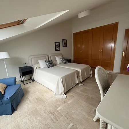 Atico Duplex En Playa Chapas Apartman